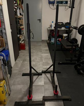 Supporti per bilanciere + panca piana