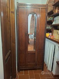 Piccolo armadio inglese inizio '900