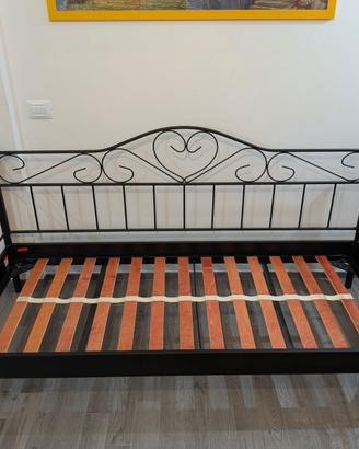 Tavolo e struttura divano letto singolo