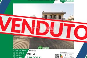 PORZIONE DI VILLA BIFAMILIARE CON GIARDINO!!