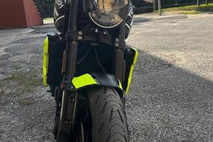 Triumph trident 660