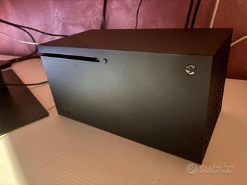XBOX Series X 1TB + 5 GIOCHI
