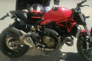 Ducati Monster 821 - 2015