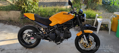 Ducati monster 695
