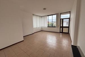 UFFICIO/STUDIO mq 65 GODEGA S. URBANO