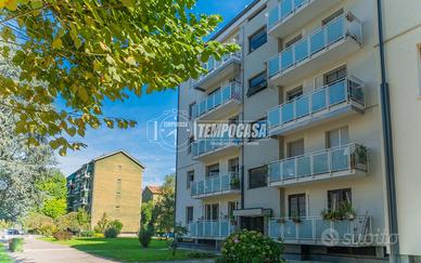 TRILOCALE CON DOPPIO BALCONE