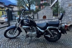 SUZUKI VL250