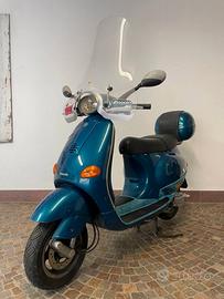 Vespa Piaggio ET4 125cc