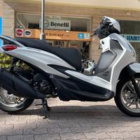 Piaggio Beverly 310