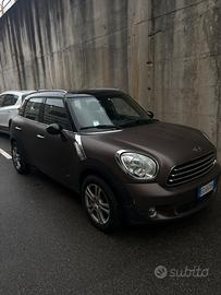 Mini countryman bianca wrapping motore nuovo