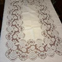 Tovaglia Ovale cm 174x220 in Pizzo Rebrodè