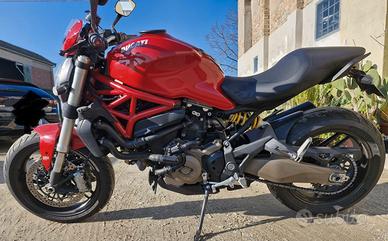 Ducati Monster 821