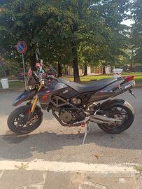 Aprilia Dorsoduro 750