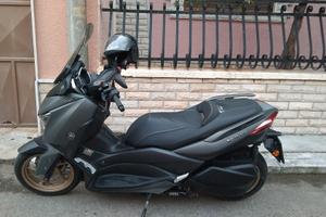 X max 300