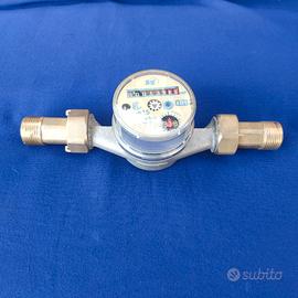 Contatore volumetrico acqua con raccordi