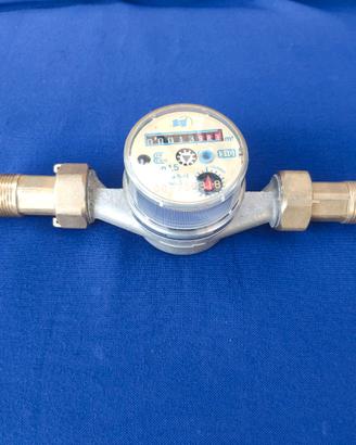 Contatore volumetrico acqua con raccordi