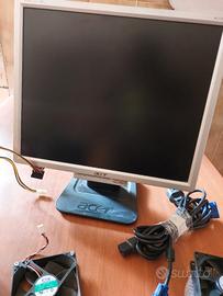 MONITOR ACCESSORI PC