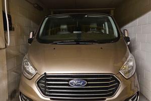 Ford Tourneo Custom 8 posti