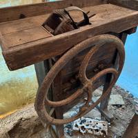 Macchina antica sgranatrice Mais anni 30