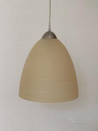 lampadario a cupola in vetro satinato