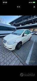 Mercedes classe B NGT per riparazione o ricambi