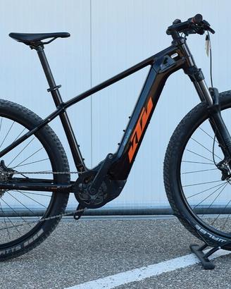 26-47 KTM MACINA TEAM 792 GLORIOUS