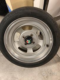 Ruote in alluminio wolfrace  7x15 con Pirelli P7