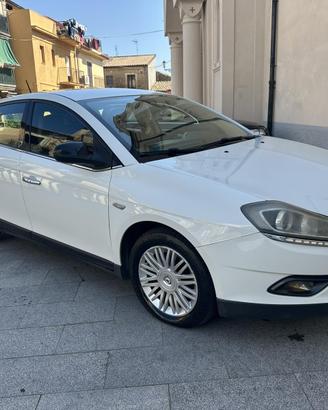 Lancia delta 1.6 multiJet 120cv