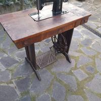 MACCHINA DA CUCIRE NECCHI ANNI 50