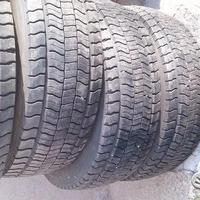 Gomme 315 80 22.5 motrice continental usate