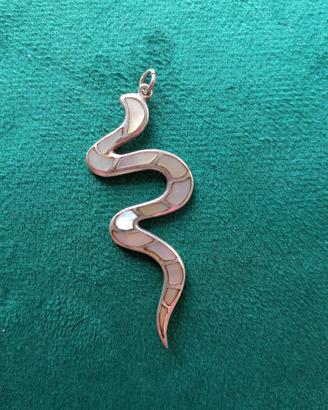 ciondolo serpente in argento 925 e madreperla 