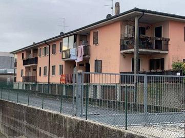 Immobile in asta di 123 m² con 3 locali e box auto