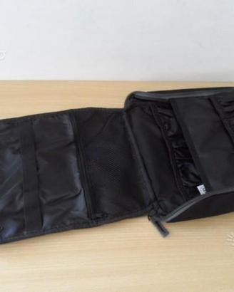 Wash Bag The City- Nuova mai usata, colore nero