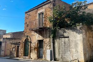 Casa Da ristrutturare