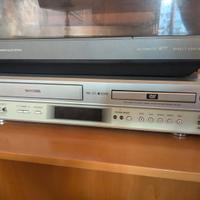 Lettore/registratore VHS+lettore DVD Toshiba