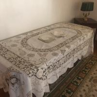 TOVAGLIA ANTICA RICAMATA DA MUSEO