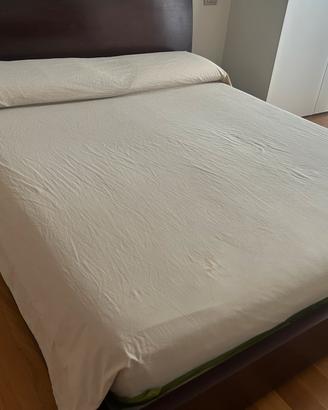 Letto matrimoniale