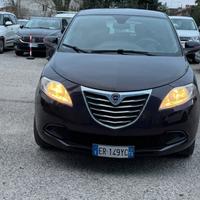 Lancia Ypsilon 1.2 69 CV Unyca