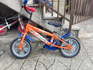 bicicletta bambin* con pedali
