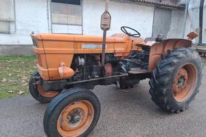 trattore OM 650