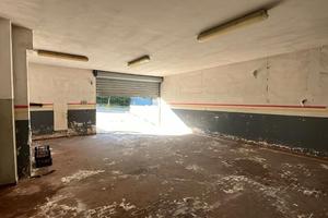 Locale uso officina-laboratorio-fabbrica-box