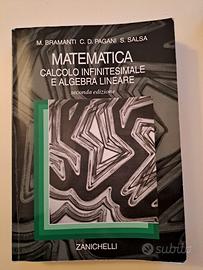 Libro universitario di Matematica