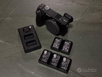 Sony Alpha a6500 + 5 batterie incluse