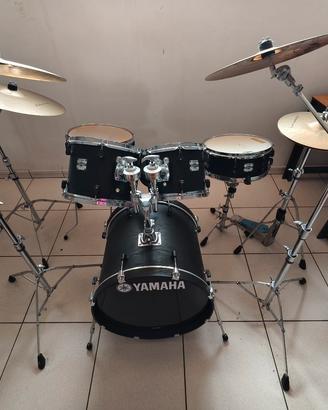 Yamaha Stage Custom Advantage Nouveau  + Piatti 