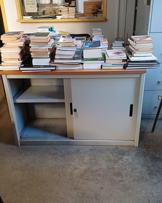 scaffale  come da foto 