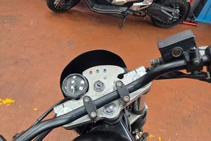 Suzuki GSF 600 Bandit EUROSCOOTER esamino permuta 