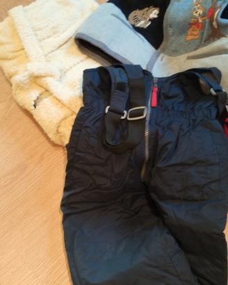 abbigliamento vario per bambino