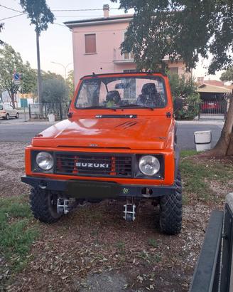 Suzuki Samurai SJ500