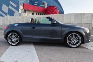Audi TT Roadster 3.2 V6 250cv S-Tronic Quattro