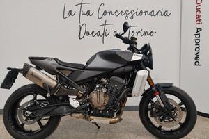 Husqvarna Svartpilen 801 - 105 cv